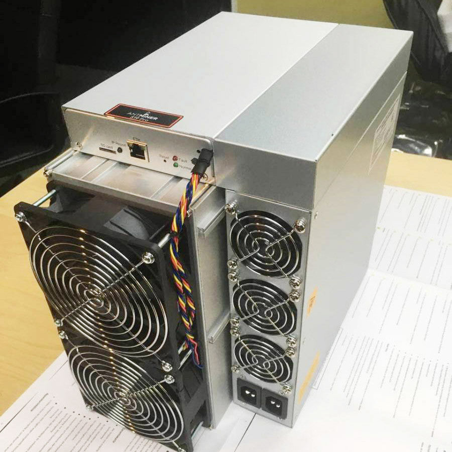 Used Bitmain Antminer S17+ 70TH/73th/76TH Second Hand Miner 2920W